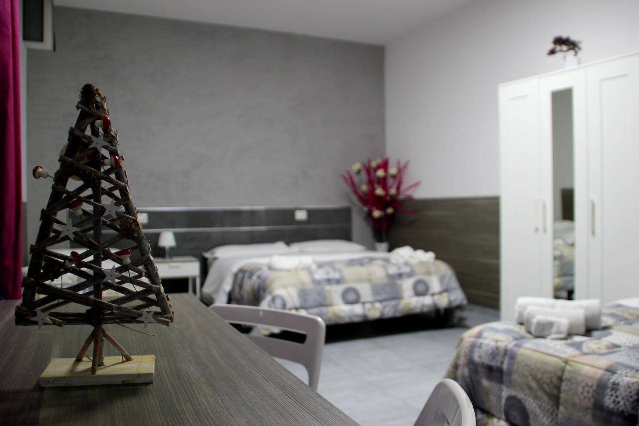 Chiaia Relax Bed & Breakfast Naples Exterior photo